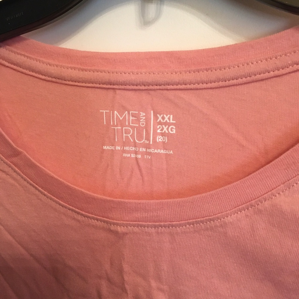 Time and Tru Women's Crewneck Tee in Dusty Rose, new with tags. 20 - Picture 2 of 2